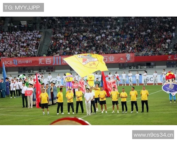 成都足球队在城市联赛中的耐力表现分析与点评 成都足球队在城市联赛中的耐力表现分析与点评